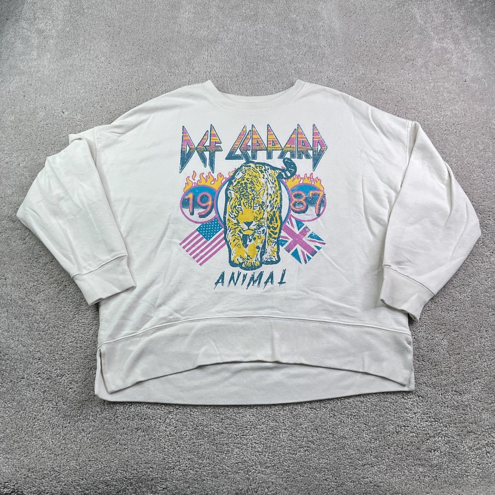 Def Leppard Sweatshirt Womens Medium White Animal 1987 Graphic Rock Pullover